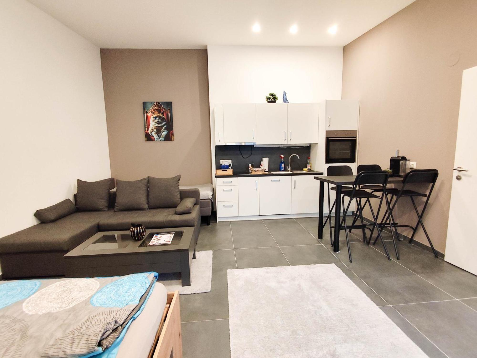 Cozy Apartments In Central Location With Free Parking Вена Экстерьер фото