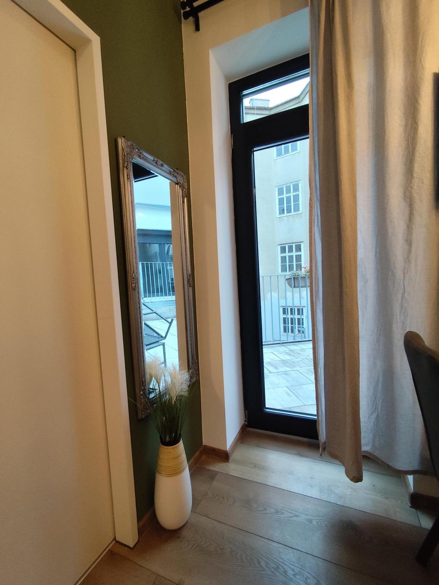Cozy Apartments In Central Location With Free Parking Вена Экстерьер фото