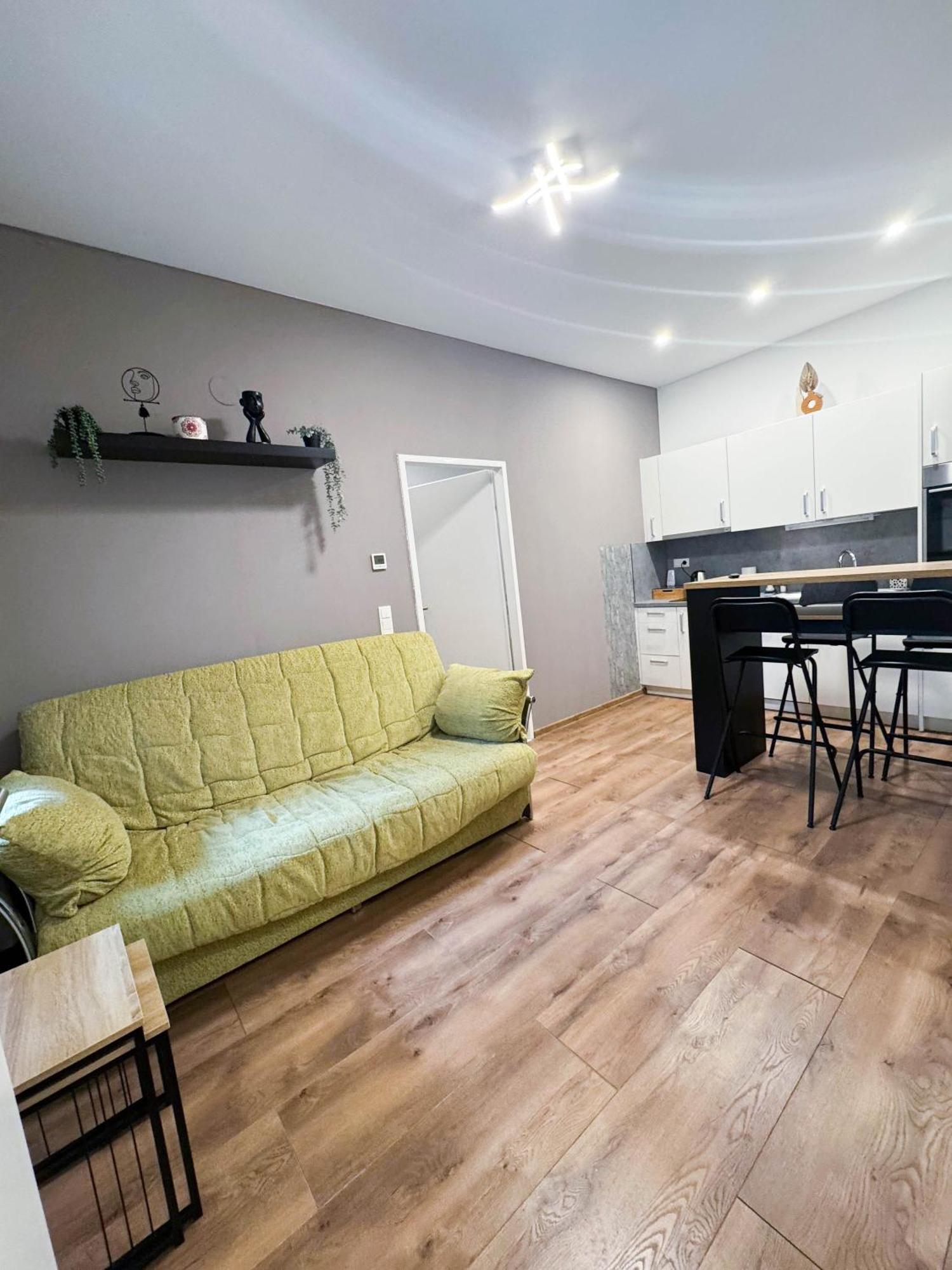 Cozy Apartments In Central Location With Free Parking Вена Экстерьер фото